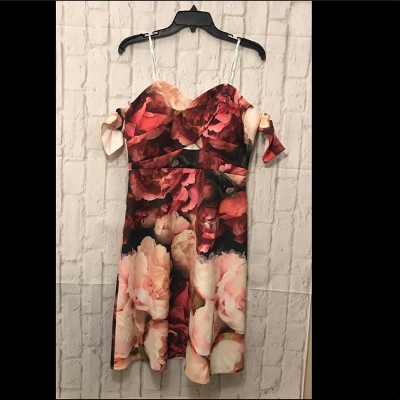 NWT Lumiere by Bariano Floral Off the Shoulder - Picture 3 of 10